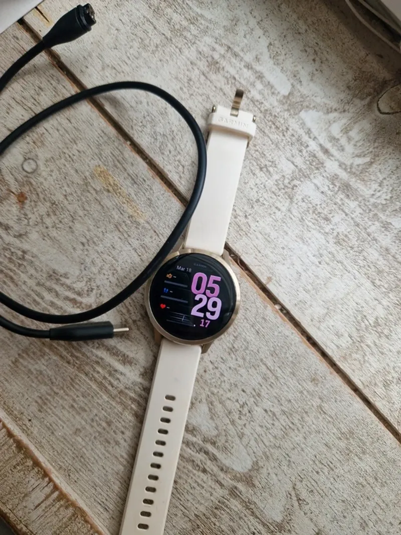 Použité Garmin Venu 4 Electronics