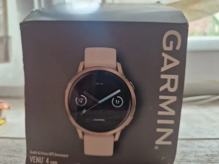 Used Garmin Venu 4 bike — image 3 of 3