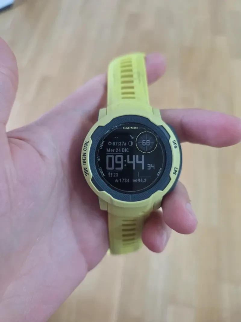 Used Garmin Instinct 2 Electronics