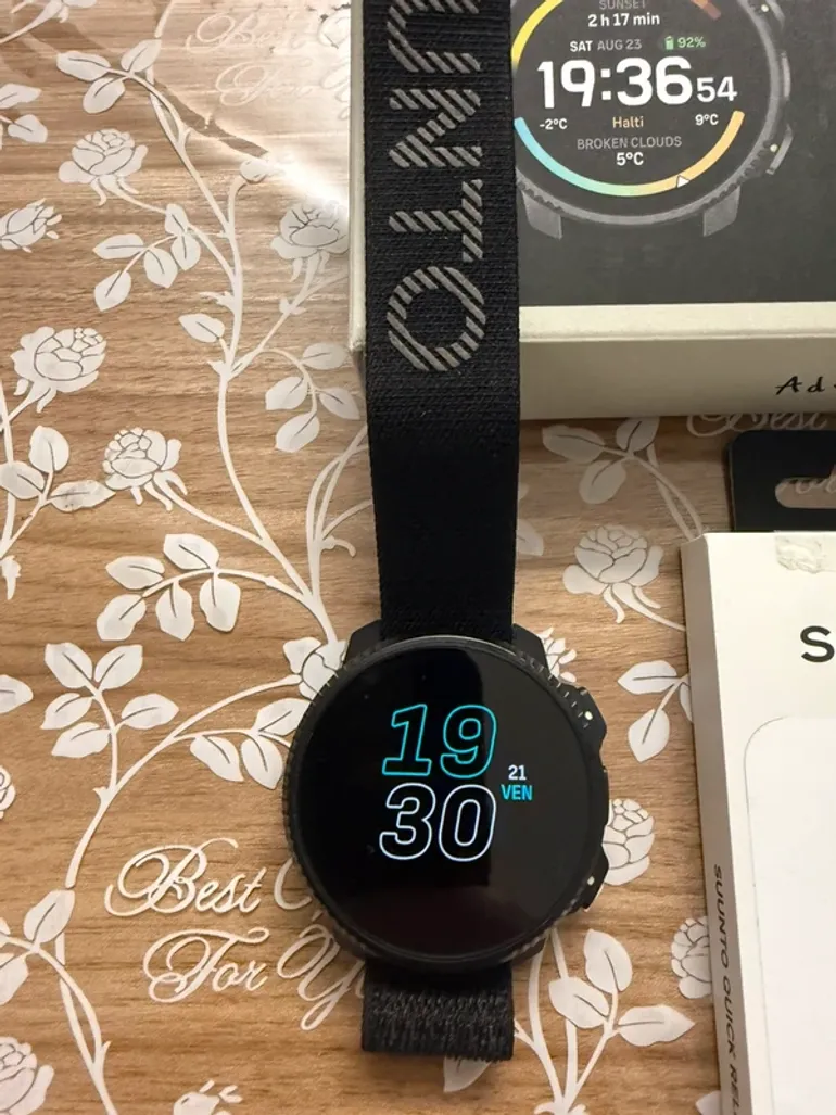Suunto Vertical 2 bike d'occasion — image 2 sur 4
