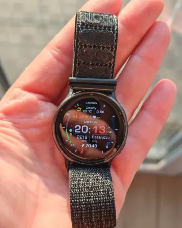 Used Garmin vivoactive 5 bike — image 6 of 8
