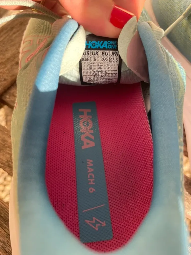 Tweedehands Hoka Mach 6 bike — afbeelding 4 van 4