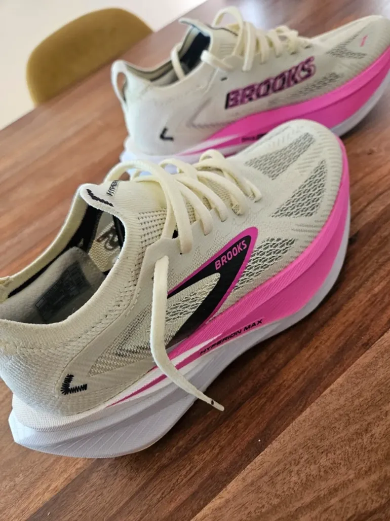 Brooks Hyperion Max 3 bike usato — immagine 5 di 6