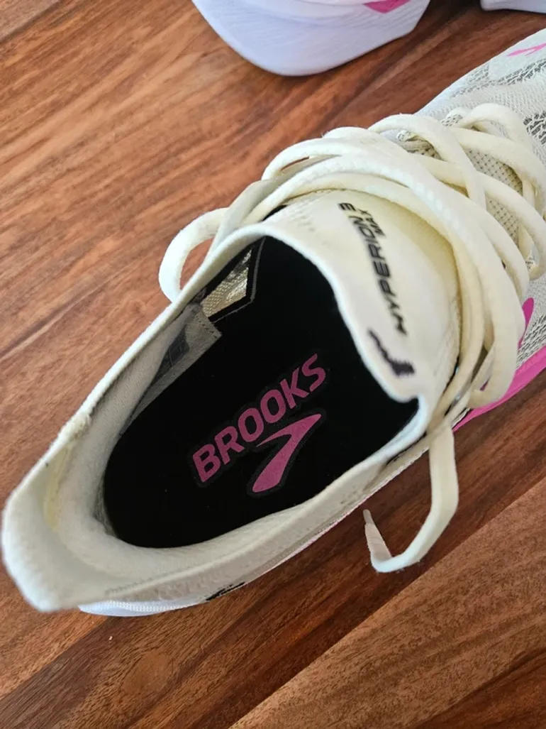 Brooks Hyperion Max 3 bike usato — immagine 4 di 6