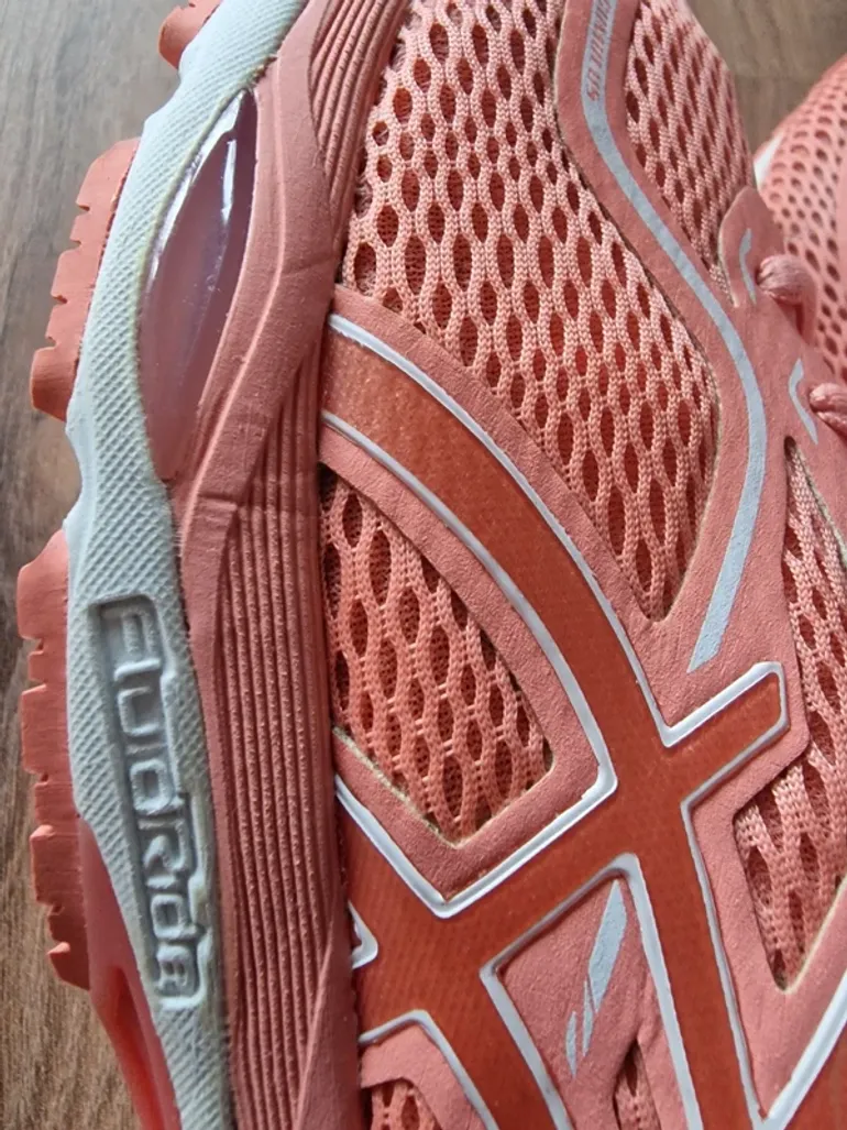 Brugt Asics Gel-Cumulus 19 bike — billede 8 af 15