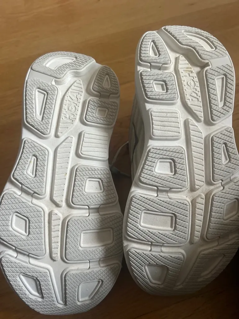 Used Hoka Bondi 9 bike — image 3 of 4