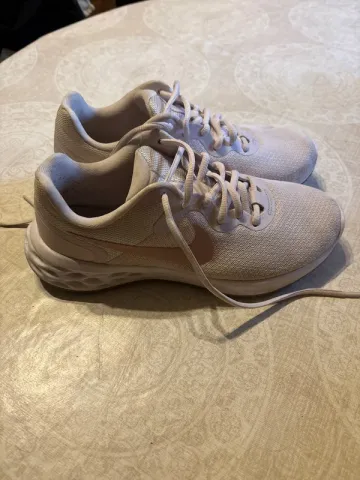 Used Nike Revolution 6 bike — image 1 of 5