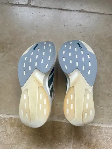 Adidas Adizero EVO SL bike d'occasion — image 4 sur 5