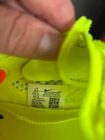 Nike Vaporfly Next% 3 bike usato — immagine 8 di 8