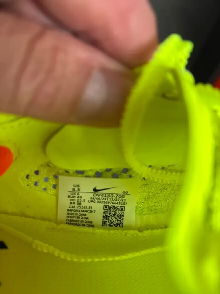 Nike Vaporfly Next% 3 bike usato — immagine 8 di 8