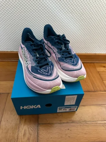 Gebrauchtes Hoka Skyflow bike — Bild 1 von 4