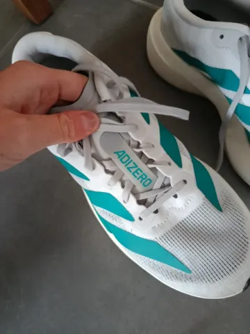 Używany Pro Adizero Lightstrike bike — zdjęcie 2 z 4