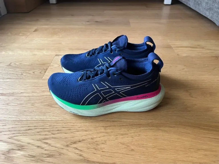 Brugt Asics Nimbus 25 bike — billede 7 af 9