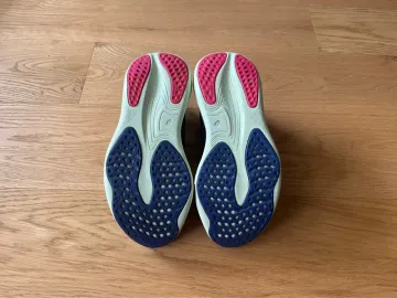 Brugt Asics Nimbus 25 bike — billede 2 af 9