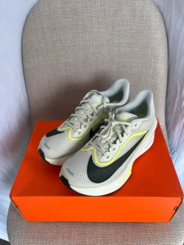 Gebrauchtes Nike Zoom Fly bike — Bild 1 von 5