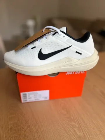 Używany Nike Air Winflo 10 bike — zdjęcie 2 z 4