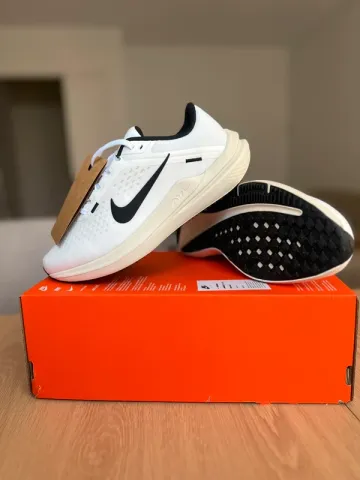 Używany Nike Air Winflo 10 bike — zdjęcie 4 z 4
