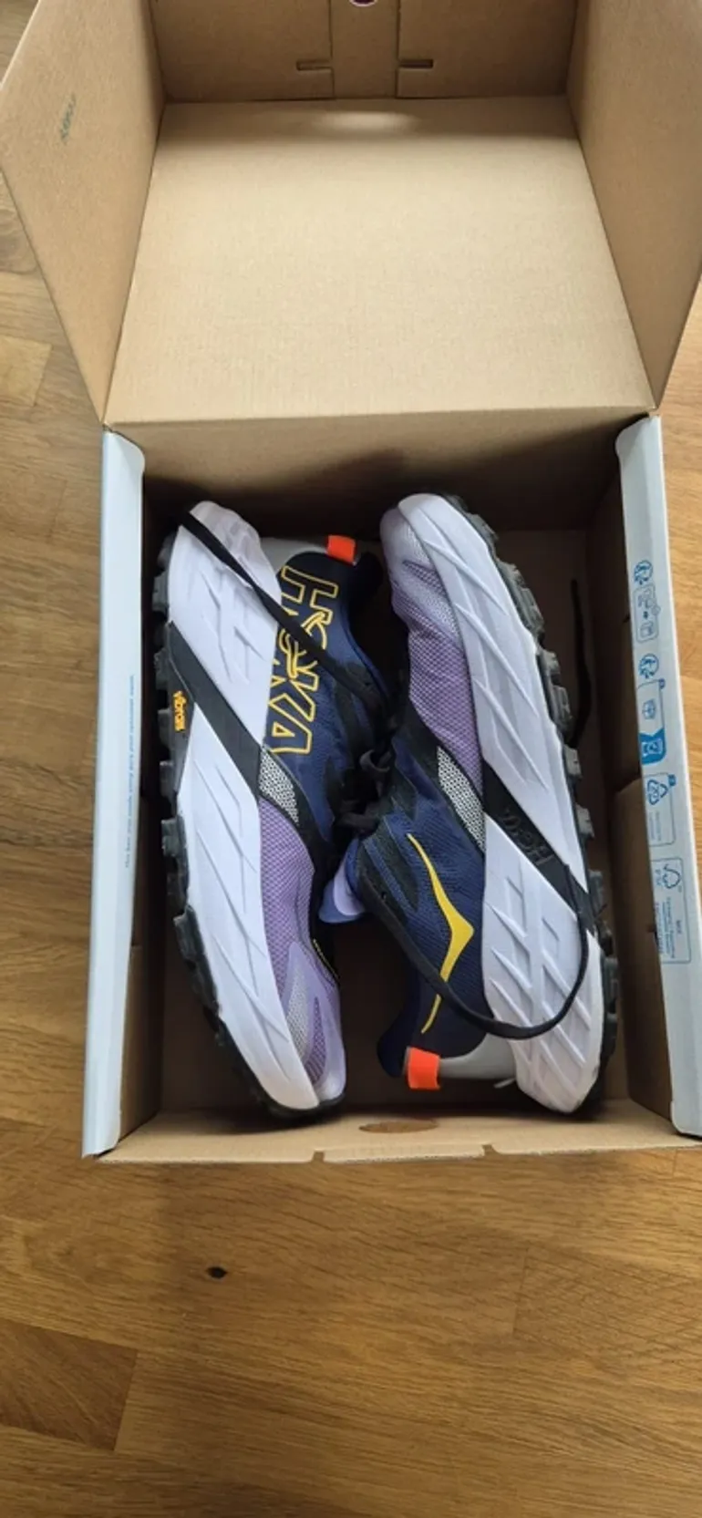 Used Hoka Speedgoat 7 bike — image 2 of 5