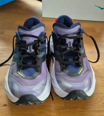 Used Hoka Speedgoat 7 bike — image 4 of 5