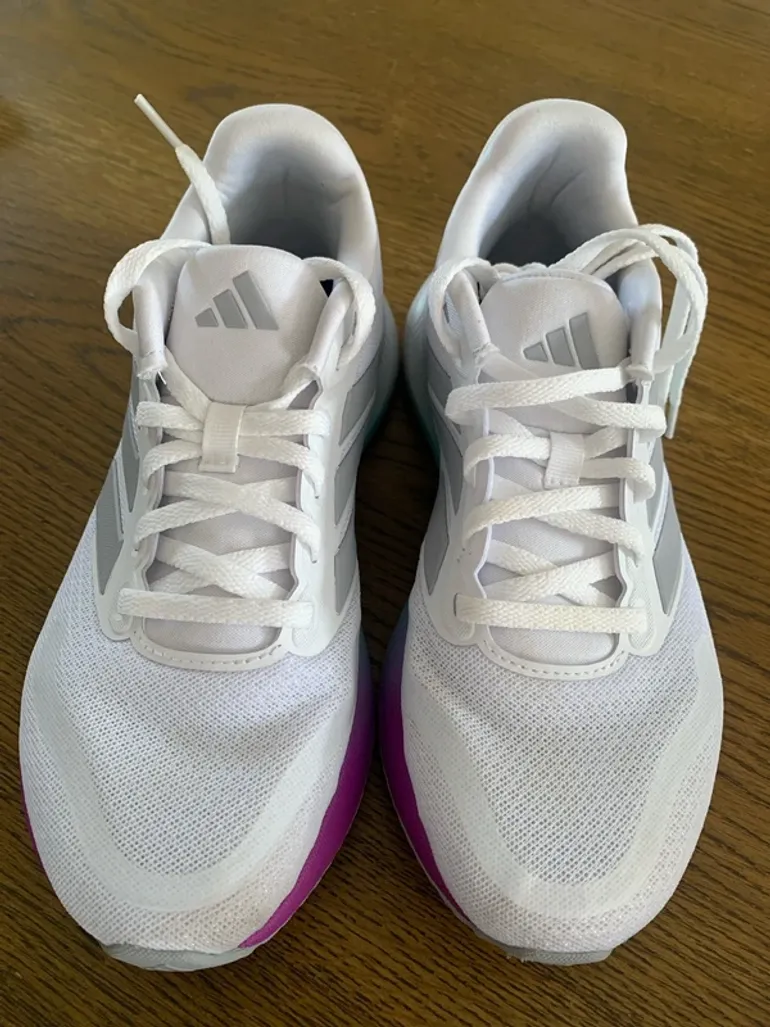 Używany Adidas Runfalcon 5 W bike — zdjęcie 1 z 6