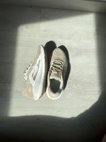 Używany Nike Running Shoes bike — zdjęcie 1 z 3
