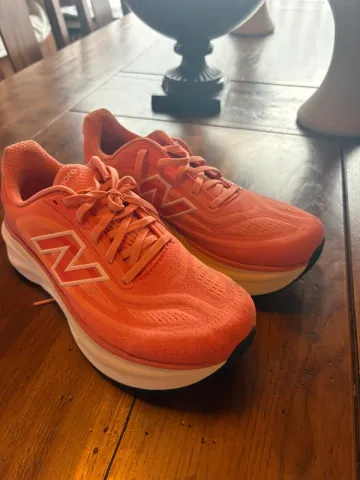Używany New Balance Fresh Foam X More v6 bike — zdjęcie 1 z 5