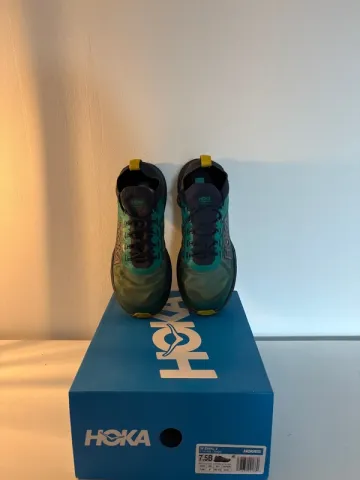 Used Hoka Zinal 2 bike — image 2 of 5
