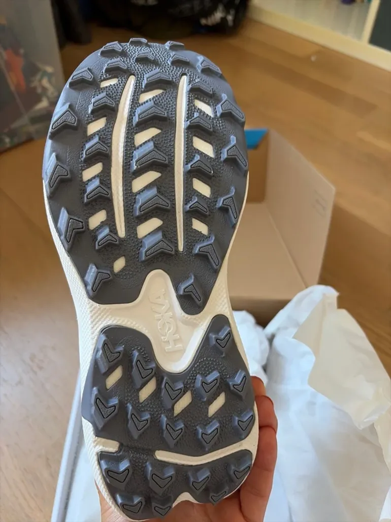 Used Hoka Torrent 4 bike — image 3 of 8