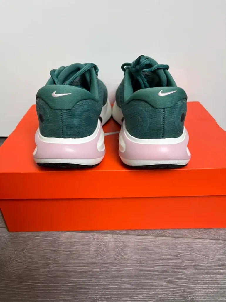 Brugt Nike Journey Run bike — billede 2 af 7