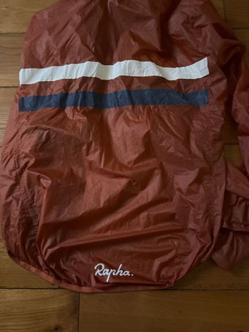 Used Rapha water resistant wind breaker 2024 bike — image 2 of 2