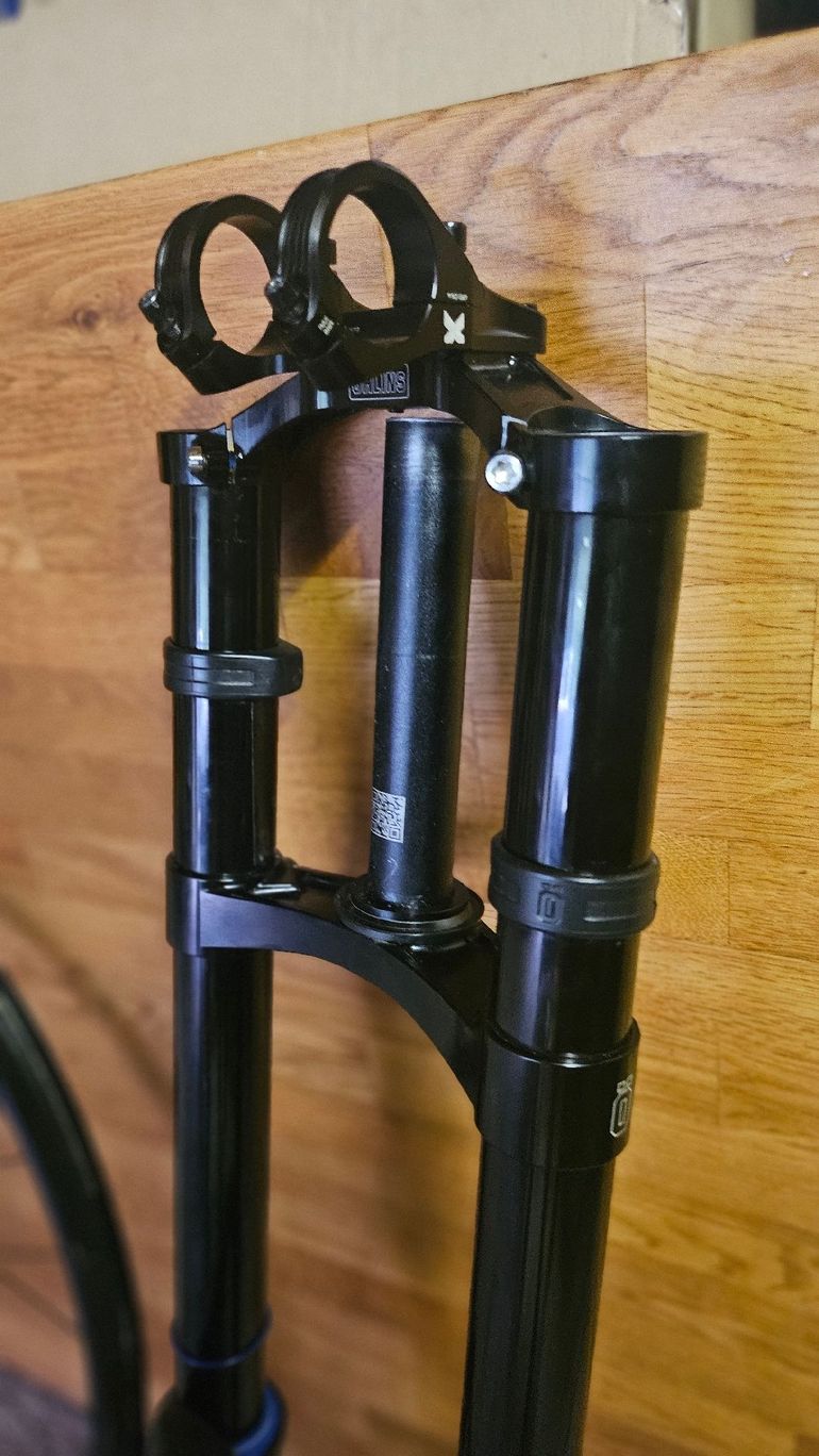 Used Öhlins DH38 Kit 2025 bike — image 9 of 12