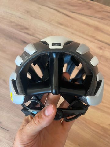 Used MET Trenta 3k 2026 bike — image 6 of 19