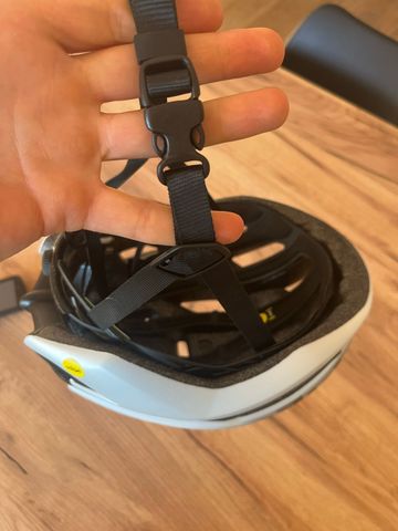 Used MET Trenta 3k 2026 bike — image 17 of 19