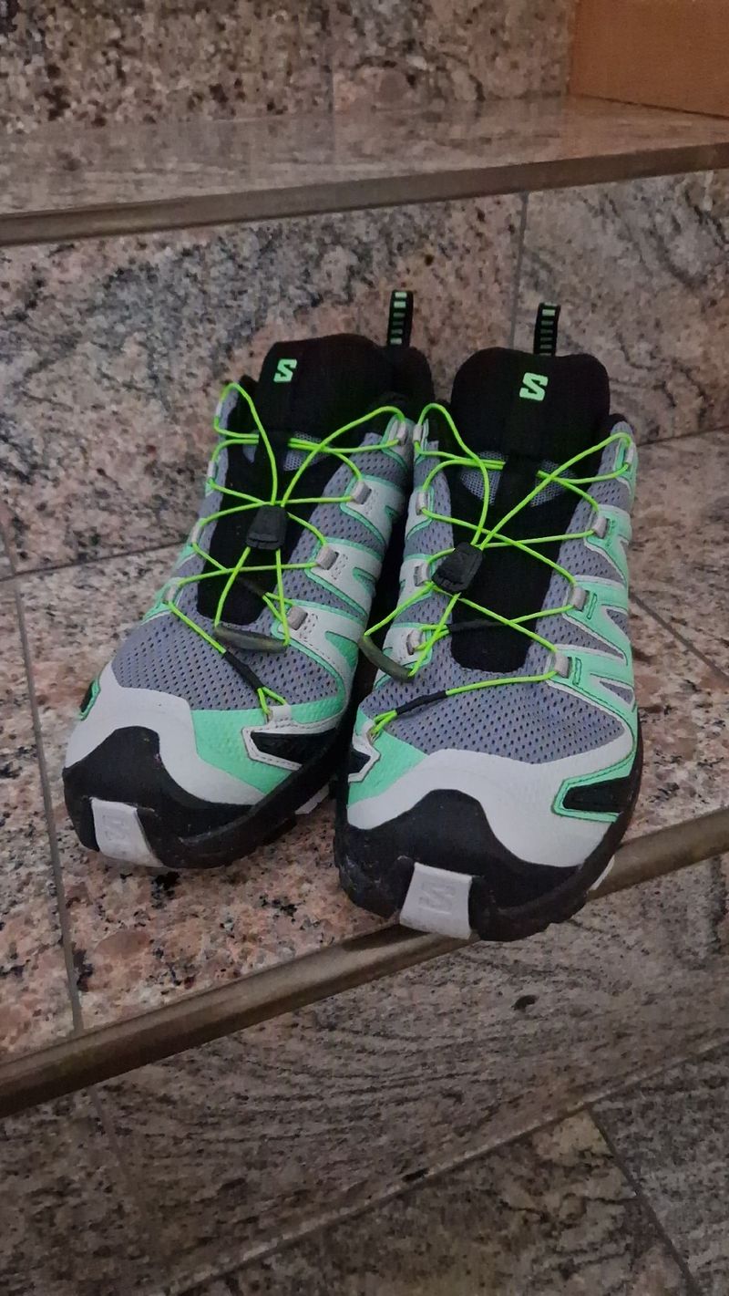 Used Salomon XA PRO 3D Running Shoes