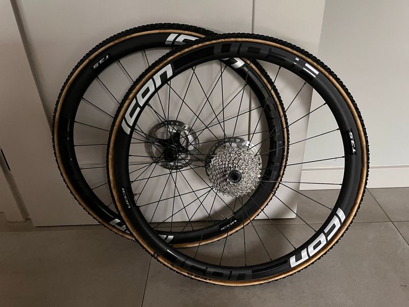 Używany icon / dt Swiss CX Wheelset Wheels