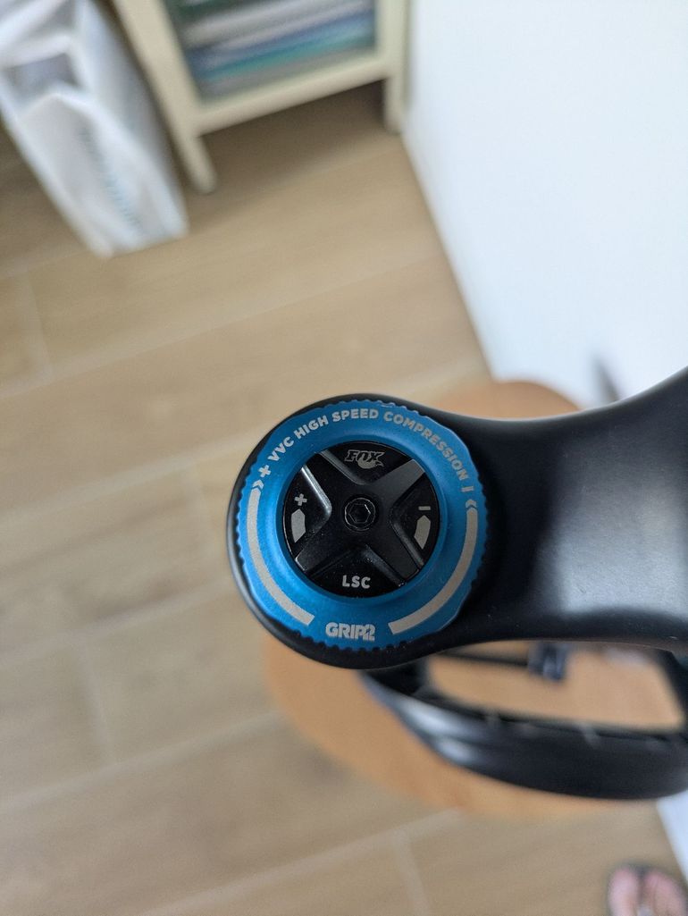Gebrauchtes Fox 36 Performance Elite Grip 2 2023 bike — Bild 6 von 8