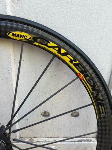 Used Mavic Cosmic Ultimate Carbon Wheels bike — image 2 of 4