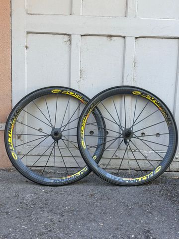 Used Mavic Cosmic Ultimate Carbon Wheels bike — image 4 of 4