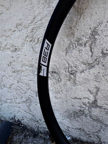 Tweedehands session A38 Rim bike — afbeelding 2 van 4