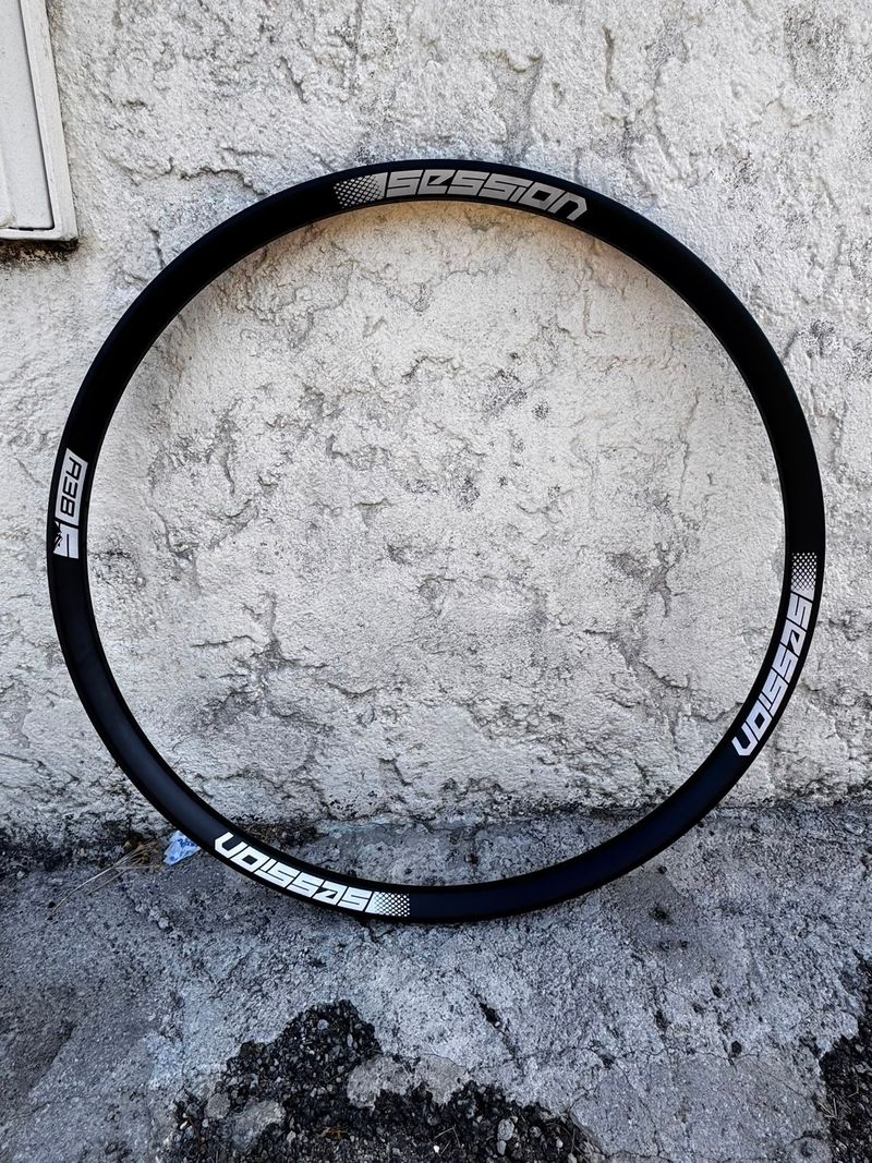 Tweedehands session A38 Rim Wheels