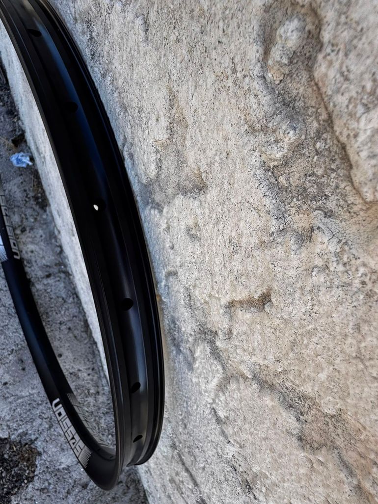 Tweedehands session A38 Rim bike — afbeelding 4 van 4
