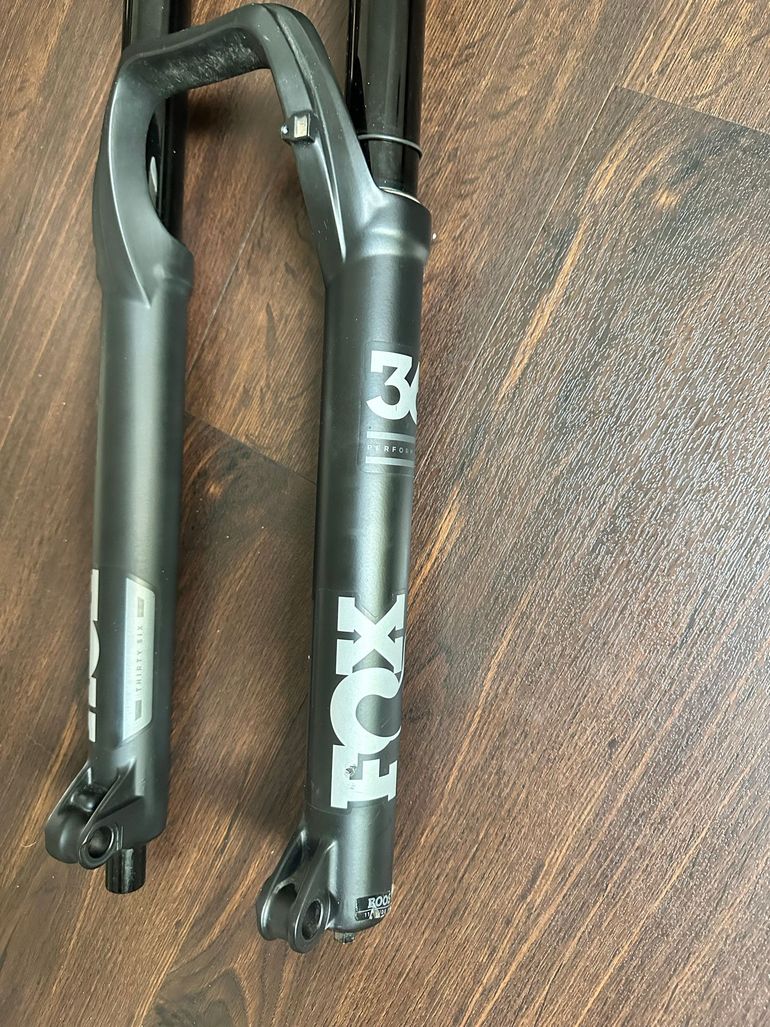 Used Fox 36 Float Performance GRIP27, 5 2021 bike — image 3 of 3