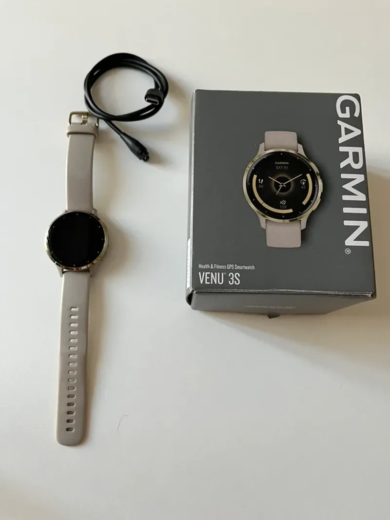 Used Garmin Venu 3S Electronics