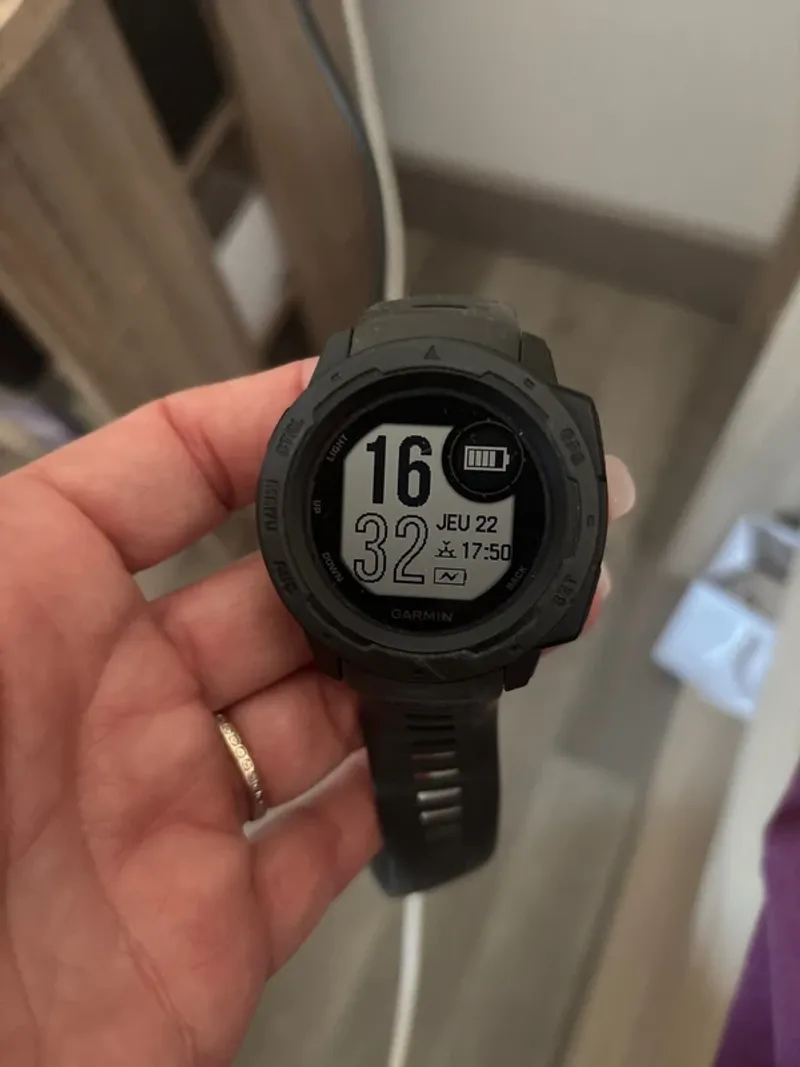 Used Garmin Instinct Electronics