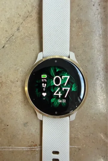 Used Garmin Venu 2S 2022 bike — image 3 of 3