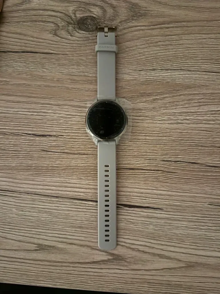 Used Garmin Venu 3s bike — image 3 of 4