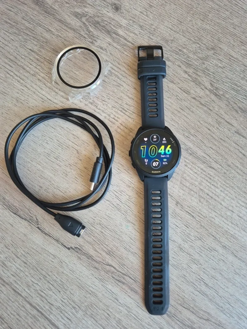 Gebrauchtes Garmin Forerunner 165 Music Electronics