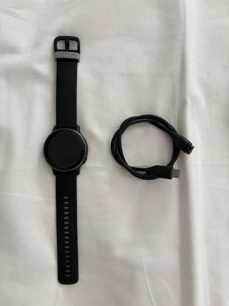 Tweedehands Garmin vívoactive 5 Electronics