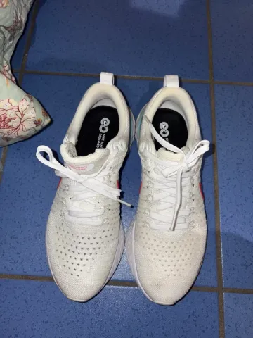 Used Nike React Infinity Run FK 2 bike — image 2 of 5