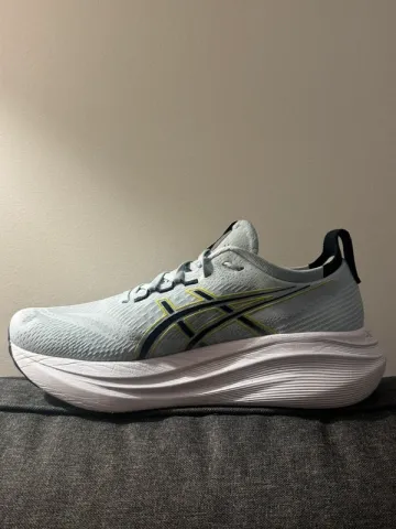 Used Asics Gel Nimbus 27 bike — image 4 of 6